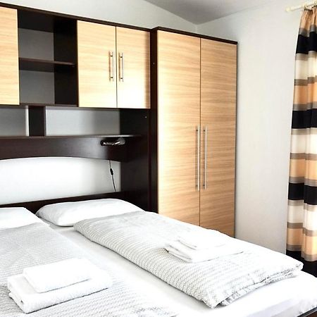 Apartments Maris Starigrad Paklenica Eksteriør bilde