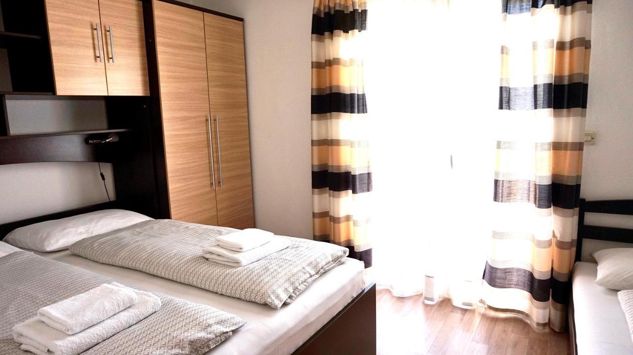 Apartments Maris Starigrad Paklenica Eksteriør bilde